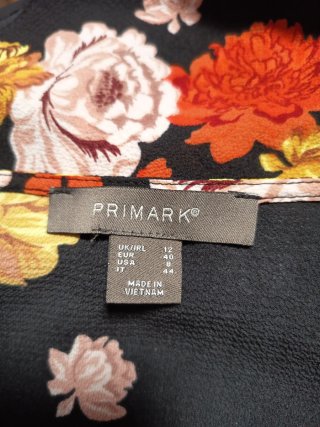Vestido negro estampado flores