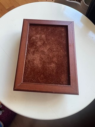 Joyero de madera y plata