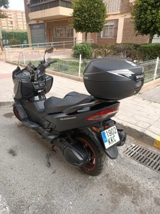 Suzuki Burgman 400 ABS 2018.