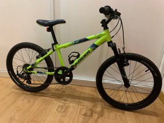Bicicleta infantil Rockrider verde lima
