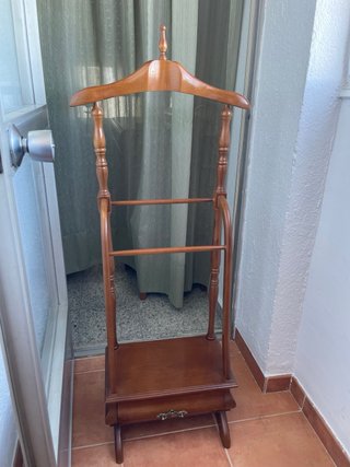 Perchero de madera