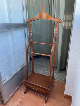 Perchero de madera
