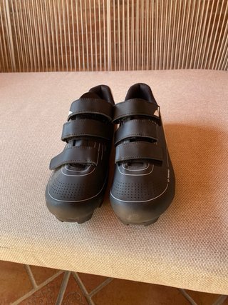 Cascos y botas ciclismo como nuevos