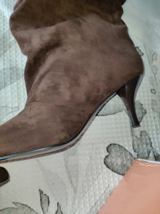 Botines marrones fruncidos