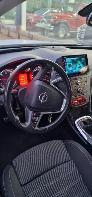 Opel Insignia 2010