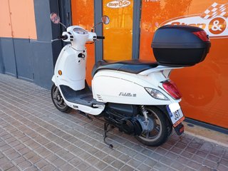 SYM Fiddle III 125 Scooter Blanca