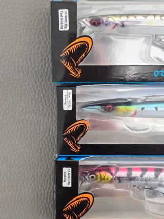 Set esche artificiali jerkbait + needle Savage