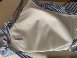 Top bikini Oysho con etiqueta