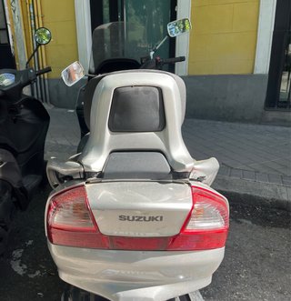 Suzuki Burgman 400 Piezas