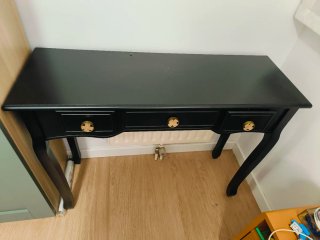 Mesa de consola vintage negra
