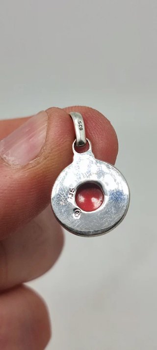 Colgante de Plata y Coral.