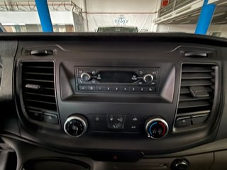 FORD TRANSIT CUSTOM 2.0 TDCI AMBIENTE combi 6 plaz