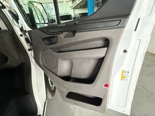 FORD TRANSIT CUSTOM 2.0 TDCI AMBIENTE combi 6 plaz