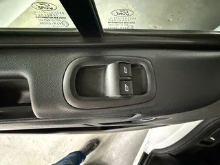 FORD TRANSIT CUSTOM 2.0 TDCI AMBIENTE combi 6 plaz