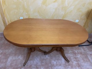 Mesa de comedor extensible de madera