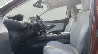 Peugeot 3008 BlueHDI 120 Allure EAT6 88 kW (120 CV)