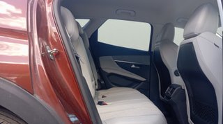 Peugeot 3008 BlueHDI 120 Allure EAT6 88 kW (120 CV)