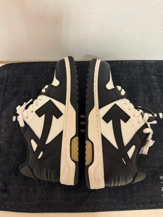 Zapatillas Off White Negras y Blancas Talla 42