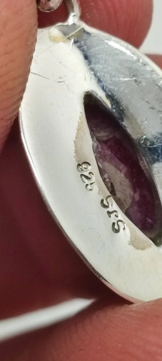Colgante de Plata y Rubí.