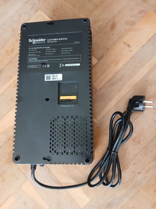 SAI Schneider Electric Easy UPS