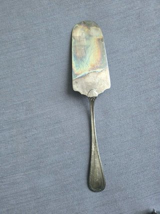 Paleta antigua de alpaca bañada en plata 1900