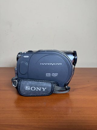 Sony Handycam DCR-DVD105 Videocamera Digitale