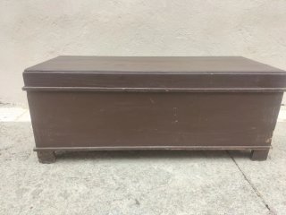 Baúl antiguo de madera