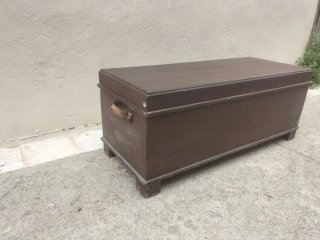 Baúl antiguo de madera