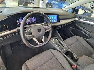 Volkswagen Golf 1.5 eTSI Active Live DSG