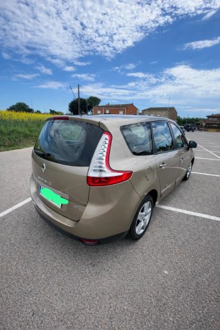 Renault Scenic 2015