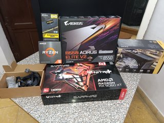 Gaming PC 9060XT 16GB - 32GB RAM Ryzen5600x