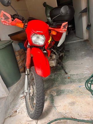 Honda XR 125 Roja