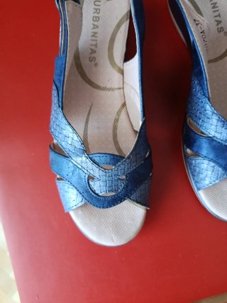 Sandalias Urbanitas Azul y Plata