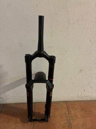 RockShox ZEB Base-A2 170mm E-MTB con guardabarros