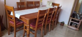 Conjunto mesa comedor y ocho sillas madera roble