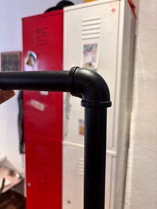 Burra de acero negra