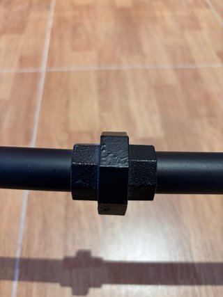 Burra de acero negra