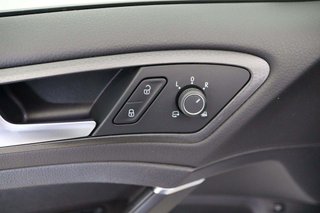 Volkswagen Golf 1.4 TSI GTE HYBRID DSG 5P
