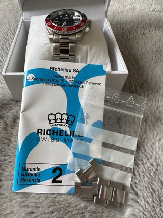 Reloj Richelieu Hombre Azul y Rojo.