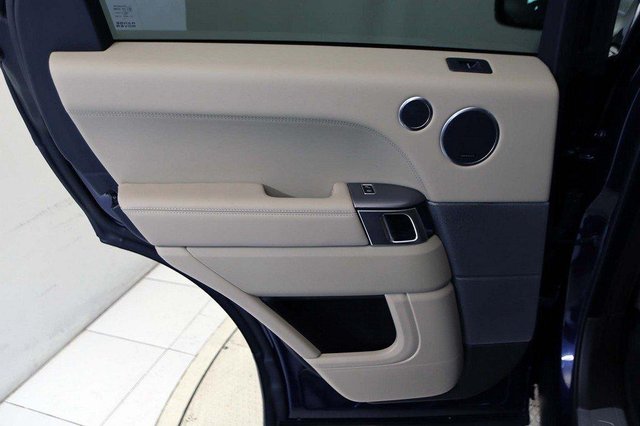 Land Rover Range Rover Sport 4.4 SDV8 HSE AUTO 4X4