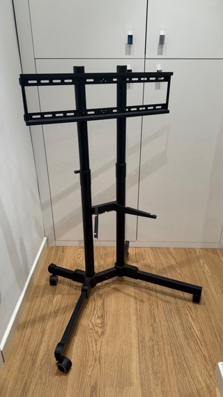 Soporte TV con ruedas