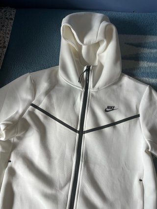 Conjunto Nike Tech Fleece Blanco