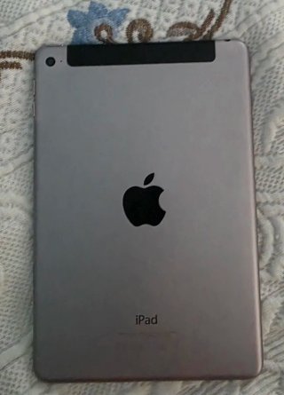 Apple iPad mini 4 Plata