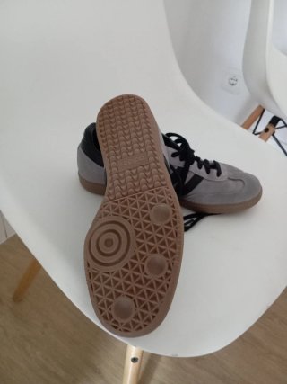 Adidas Samba Gris/Negro Talla 42