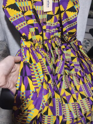 Vestido africano estampado morado y amarillo