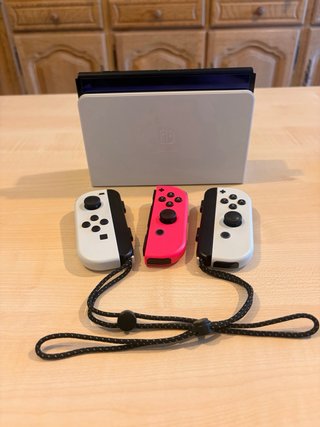 Nintendo Switch OLED Blanca.