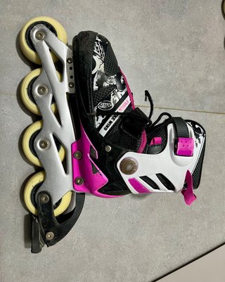 Patines infantiles rosas  ajustables 35-38