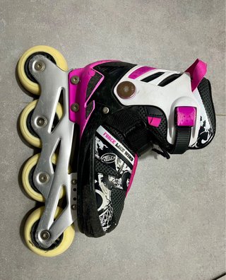 Patines infantiles rosas  ajustables 35-38