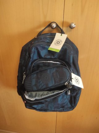 Mochila Kipling con estuche Modelo: Seoul Building