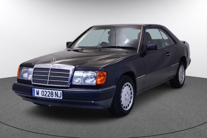 Mercedes-Benz Clase E E-CLASS 300 CE 24V 2P - foto 1